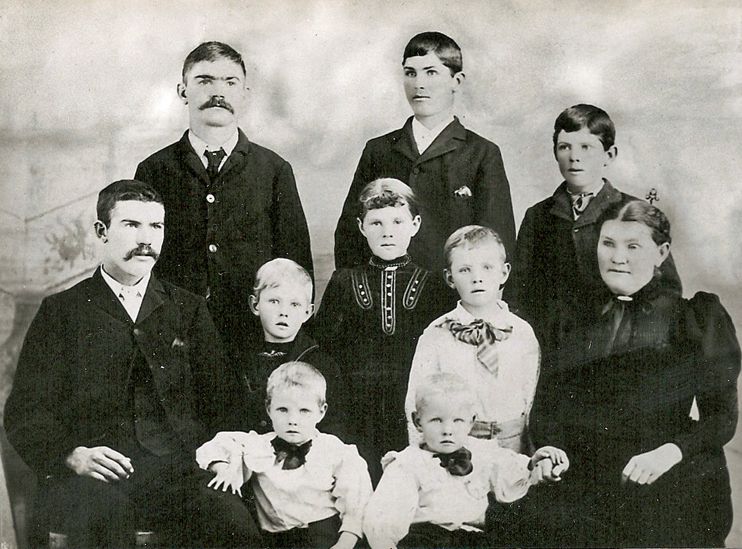 Nephi and Annie Bailey family
